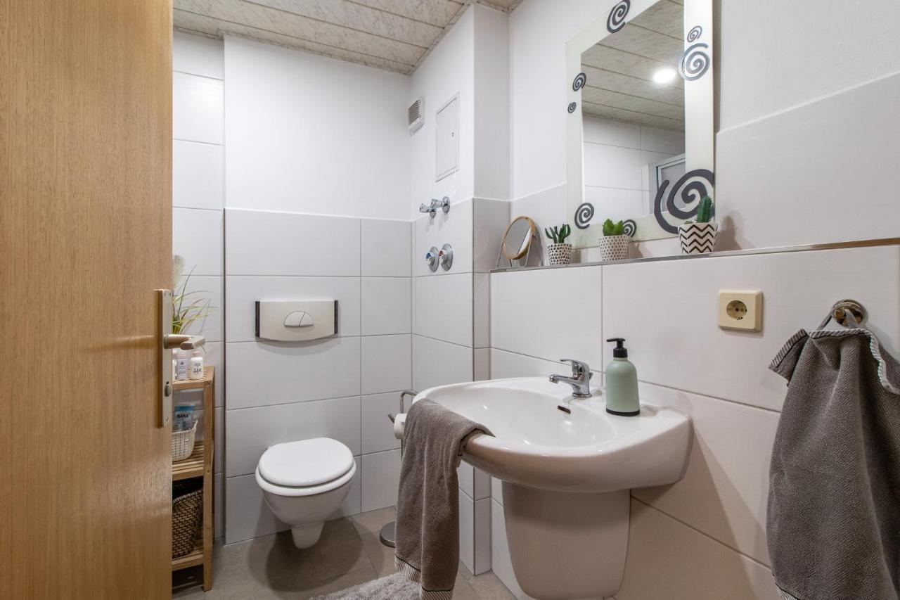 Modernes Apartment Im Gruenen I Balkon I Wlan I Stellplatz Шварценберг Екстер'єр фото